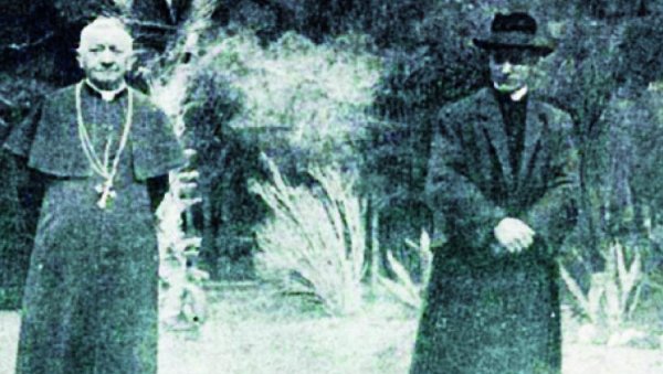 ЛАЖНИ МИТ О УЧЕШЋУ НА СОЛУНСКОМ ФРОНТУ: Степинац од аустријског војника до југословенског бискупа ЛАЖНИ МИТ О УЧЕШЋУ НА СОЛУНСКОМ ФРОНТУ: Степинац од аустријског војника до југословенског бискупа