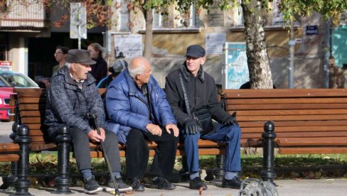 POVEĆANE PENZIJE STIŽU U PETAK: Ko će morati da čeka do sledećeg utorka?