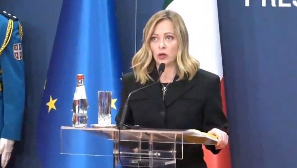 МЕЛОНИ ПОХВАЛИЛА СРБИЈУ: Изузетни економски резултати Вучића, бићемо уз вас на европском путу МЕЛОНИ ПОХВАЛИЛА СРБИЈУ: Изузетни економски резултати Вучића, бићемо уз вас на европском путу
