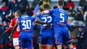 ZVEZDA KONAČNO SAČUVALA MREŽU: Radničkom ni smena trenera ne pomaže ZVEZDA KONAČNO SAČUVALA MREŽU: Radničkom ni smena trenera ne pomaže