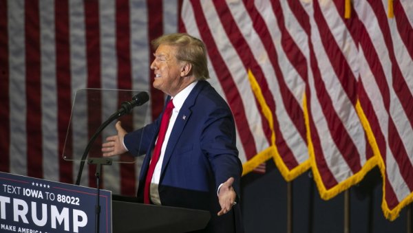 ИСТОРИЈСКА ПРЕСУДА ПРОТИВ ТРАМПА: Суд у Колораду му забранио кандидатуру на изборима ИСТОРИЈСКА ПРЕСУДА ПРОТИВ ТРАМПА: Суд у Колораду му забранио кандидатуру на изборима