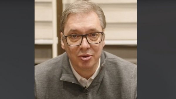 ВУЧИЋ ОДГОВАРА НА ПИТАЊА НА ТИКТОКУ: Председник открио шта још треба урадити за младе, поред студентских картица (ВИДЕО) ВУЧИЋ ОДГОВАРА НА ПИТАЊА НА ТИКТОКУ: Председник открио шта још треба урадити за младе, поред студентских картица (ВИДЕО)