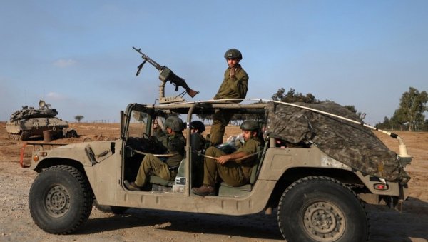 ИЗРАЕЛ ЧИНИ САМОУБИСТВО Бивши амерички обавештајац отворено о рату на Блиском истоку ИЗРАЕЛ ЧИНИ САМОУБИСТВО Бивши амерички обавештајац отворено о рату на Блиском истоку