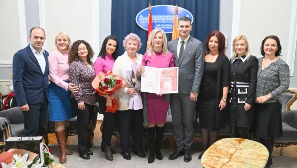 ДОДЕЉЕНЕ ПОВЕЉЕ КУЛТУРЕ: У Пожаревцу уручена признања Културно-просветне заједнице ДОДЕЉЕНЕ ПОВЕЉЕ КУЛТУРЕ: У Пожаревцу уручена признања Културно-просветне заједнице