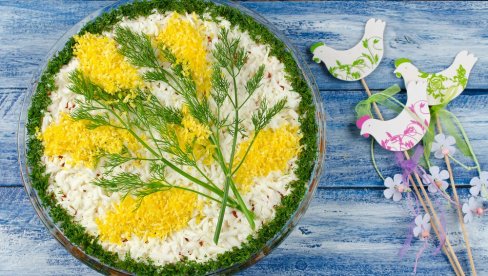 LAGANA I ZASITNA: Letnja verzija mimoza salate, morate da je probate LAGANA I ZASITNA: Letnja verzija mimoza salate, morate da je probate