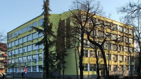 FOTOGRAFISAO I PIPKAO DECU KOJU JE ČUVAO: Potvrđena optužnica protiv pedagoškog asistenta u vrtiću u Odžacima FOTOGRAFISAO I PIPKAO DECU KOJU JE ČUVAO: Potvrđena optužnica protiv pedagoškog asistenta u vrtiću u Odžacima