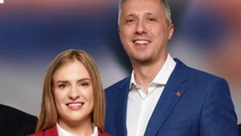 MOLI AMERIKANCE DA MU POMOGNU DA DOĐE NA VLAST: Istina o Bošku Obradoviću (VIDEO) MOLI AMERIKANCE DA MU POMOGNU DA DOĐE NA VLAST: Istina o Bošku Obradoviću (VIDEO)