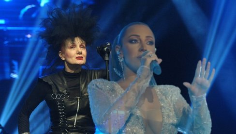REČI TU ZVUČE GLUPO Josipa Lisac iznenadila izjavom o Priji posle koncerata u Zagrebu REČI TU ZVUČE GLUPO Josipa Lisac iznenadila izjavom o Priji posle koncerata u Zagrebu