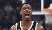 ДИВЉАК ИЗ АМЕРИКЕ! Ово је играч кога је у тунелу ошамарио Џејмс Нанели ДИВЉАК ИЗ АМЕРИКЕ! Ово је играч кога је у тунелу ошамарио Џејмс Нанели