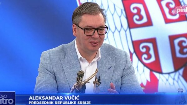 ИМАМО ЈЕДНУ ОТАЏБИНУ Вучић о изборима и опозицији: Јасно вам је да је глас за њих, глас против виталних интереса државе ИМАМО ЈЕДНУ ОТАЏБИНУ Вучић о изборима и опозицији: Јасно вам је да је глас за њих, глас против виталних интереса државе