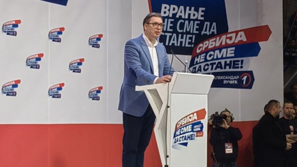 ОДЛИЧНЕ ВЕСТИ ЗА ВРАЊЕ: Вучић - У преговорима смо са инвеститором за 1.500 радних места ОДЛИЧНЕ ВЕСТИ ЗА ВРАЊЕ: Вучић - У преговорима смо са инвеститором за 1.500 радних места
