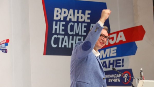 ЦЕЛА КАМПАЊА ОПОЗИЦИЈЕ ОДИШЕ МРЖЊОМ: Вучић поручио Врањанцима - Лагали су да имам скупоцен сат, лажу и даље ЦЕЛА КАМПАЊА ОПОЗИЦИЈЕ ОДИШЕ МРЖЊОМ: Вучић поручио Врањанцима - Лагали су да имам скупоцен сат, лажу и даље