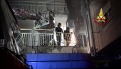 VELIKI POŽAR U BOLNICI: Evakuisano na stotine pacijenata, ima i mrtvih (FOTO) VELIKI POŽAR U BOLNICI: Evakuisano na stotine pacijenata, ima i mrtvih (FOTO)