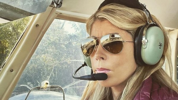 У СМРТ ОТИШЛА СА СВОЈИМ ОЦЕМ: Ово је јутјуберка која је погинула у стравичној авионској несрећи (ФОТО) У СМРТ ОТИШЛА СА СВОЈИМ ОЦЕМ: Ово је јутјуберка која је погинула у стравичној авионској несрећи (ФОТО)