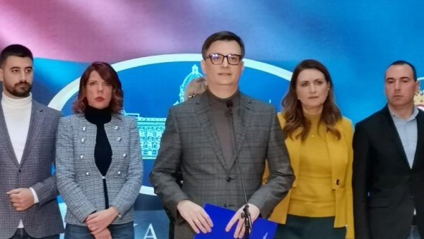 ЗБОГ КОРУПЦИЈЕ: Јованов подноси кривичну пријаву против Алексића ЗБОГ КОРУПЦИЈЕ: Јованов подноси кривичну пријаву против Алексића