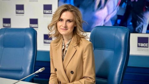 U ZATVOR ME STRPALI DA OMETU SUSRET PUTINA I TRAMPA: Ispovest Marije Butine, poslanice Dume, o privođenju u Helsinkiju U ZATVOR ME STRPALI DA OMETU SUSRET PUTINA I TRAMPA: Ispovest Marije Butine, poslanice Dume, o privođenju u Helsinkiju