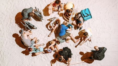 USKORO BUDUĆNOST: Sve spremno za predstavu Žige Divjaka i Gregora Zeca u Beogradskom dramskom USKORO BUDUĆNOST: Sve spremno za predstavu Žige Divjaka i Gregora Zeca u Beogradskom dramskom