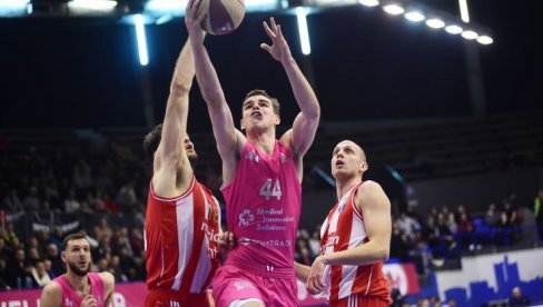 SRBIN JE ČUDO! Amerikanci se zaljubili u Nikolu Topića, vide ga u vrhu NBA drafta SRBIN JE ČUDO! Amerikanci se zaljubili u Nikolu Topića, vide ga u vrhu NBA drafta
