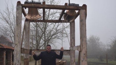 SRPSKU BOGOMOLJU GRADE I MAĐARI: U Banatskoj Topoli kod Kikinde počela gradnja pravoslavne crkve (FOTO/VIDEO) SRPSKU BOGOMOLJU GRADE I MAĐARI: U Banatskoj Topoli kod Kikinde počela gradnja pravoslavne crkve (FOTO/VIDEO)