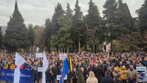 DOGOVOR UOČI PROTESTA: Usaglasili se predstavnici radnika i uprave ERS DOGOVOR UOČI PROTESTA: Usaglasili se predstavnici radnika i uprave ERS