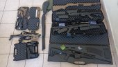 HAPŠENJE U BERANAMA: Potegao oružje, našli mu pet pušaka i dva pištolja