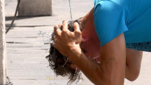 PRED NAMA VIŠE OD 20 TROPSKIH DANA! Objavljena detaljna vremenska prognoza za avgust PRED NAMA VIŠE OD 20 TROPSKIH DANA! Objavljena detaljna vremenska prognoza za avgust