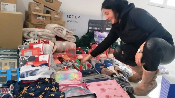 МАГИЈА ОСМЕХА МАЛИШАНА КОЈИ ПАТЕ: Сандра Радуновић прикупља донације за децу на онкологији МАГИЈА ОСМЕХА МАЛИШАНА КОЈИ ПАТЕ: Сандра Радуновић прикупља донације за децу на онкологији