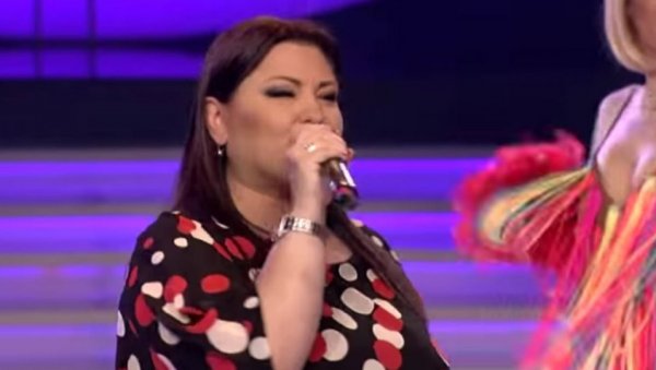 ЈЕДАН ПОТЕЗ ВЕСНУ СКУПО КОШТАО: Овако је преминула учесница Никад није касно причала о мучној борби с раком ЈЕДАН ПОТЕЗ ВЕСНУ СКУПО КОШТАО: Овако је преминула учесница Никад није касно причала о мучној борби с раком