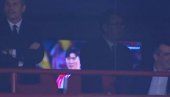 VUČIĆ I VLASNIK SITIJA GLEDALI MEČ ZAJEDNO: Predsednik Srbije ugostio prvog čoveka Mančestera na Marakani (FOTO) VUČIĆ I VLASNIK SITIJA GLEDALI MEČ ZAJEDNO: Predsednik Srbije ugostio prvog čoveka Mančestera na Marakani (FOTO)