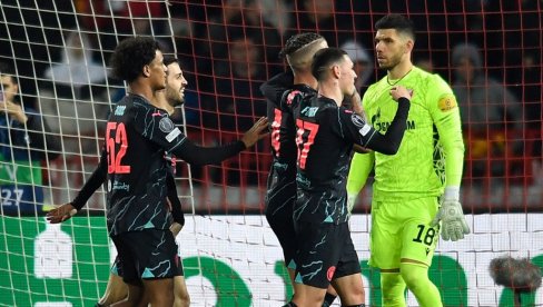 ZVEZDA OSTAJE BEZ GOLMANA? Glazer menja reprezentativca Srbije na golu? ZVEZDA OSTAJE BEZ GOLMANA? Glazer menja reprezentativca Srbije na golu?