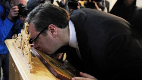 PREDSEDNIK SPASAO SRPSKU KULTURNU BAŠTINU Vučić: Lično sam rukovodio akcijom da tzv. Kosovo ne uđe u UNESKO PREDSEDNIK SPASAO SRPSKU KULTURNU BAŠTINU Vučić: Lično sam rukovodio akcijom da tzv. Kosovo ne uđe u UNESKO