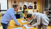 СЕОСКА КУЋА ЗА МАРТУ И ЈОВАНА: У параћинској општини збринута 28. породица (ФОТО) СЕОСКА КУЋА ЗА МАРТУ И ЈОВАНА: У параћинској општини збринута 28. породица (ФОТО)