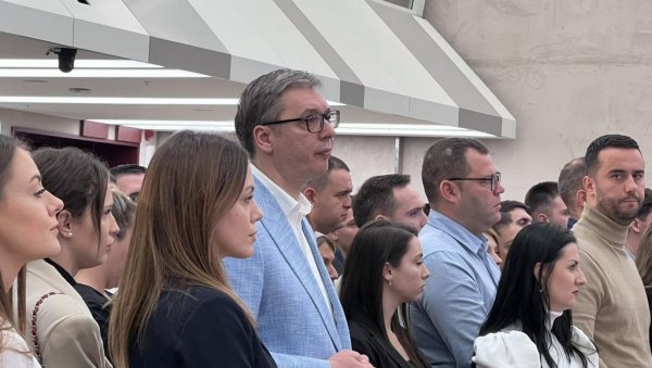 ТАДА ЋУ БИТИ ПОНОСАН И СРЕЋАН... Вучић о даљим плановима за развој Србије ТАДА ЋУ БИТИ ПОНОСАН И СРЕЋАН... Вучић о даљим плановима за развој Србије