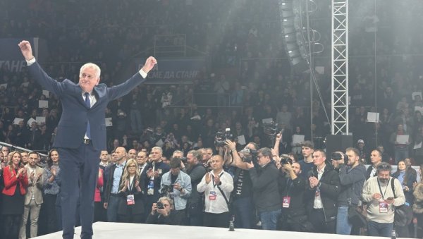 АКО ОПОЗИЦИЈА ПОБЕДИ СВЕ ЋЕ СТАТИ: Николић – Било би као на слици Уроша Предића - Весела браћа, жалосна нам мајка Србија АКО ОПОЗИЦИЈА ПОБЕДИ СВЕ ЋЕ СТАТИ: Николић – Било би као на слици Уроша Предића - Весела браћа, жалосна нам мајка Србија