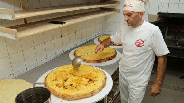 „ЛЕПИЊА СА СВЕ“ ПРОГЛАШЕНА ЗА НАЈБОЉИ ДОРУЧАК НА СВЕТУ: Све што треба да знате о ужичком специјалитету „ЛЕПИЊА СА СВЕ“ ПРОГЛАШЕНА ЗА НАЈБОЉИ ДОРУЧАК НА СВЕТУ: Све што треба да знате о ужичком специјалитету