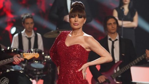 CECA OTKRILA S KIM SNIMA DUET: Reč je o jednom od najpoznatijih pevača - saradnja koju je MALO ko mogao da zamisli