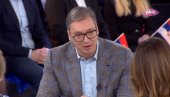 VUČIĆ POSLAO MOĆNU PORUKU: Srbija ostaje na putu uspeha - ne sme da stane VUČIĆ POSLAO MOĆNU PORUKU: Srbija ostaje na putu uspeha - ne sme da stane