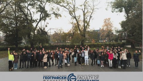 UPOZNAVANJE SA PROGRAMIMA: Srednjoškolci iz nekoliko škola bili gosti Geografskog fakulteta UPOZNAVANJE SA PROGRAMIMA: Srednjoškolci iz nekoliko škola bili gosti Geografskog fakulteta