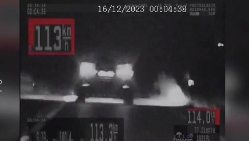 MALOLETNIK I OTAC ZARADILI PRIJAVE: Objavljen snimak bahate vožnje kod Lazarevca - dečak vozio 113 kilometara na čas (VIDEO) MALOLETNIK I OTAC ZARADILI PRIJAVE: Objavljen snimak bahate vožnje kod Lazarevca - dečak vozio 113 kilometara na čas (VIDEO)