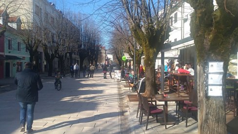 UHAPŠEN CETINJANIN: Držao 50 grama kokaina UHAPŠEN CETINJANIN: Držao 50 grama kokaina