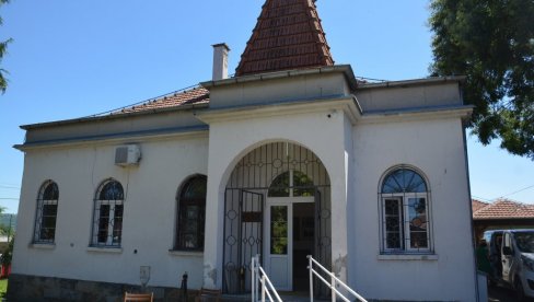 IME POKOJNIKA OSTAJE TAJNA: Spomenik nađen pre godinu i po dana u Trsteniku, i dalje je misterija za istoričare IME POKOJNIKA OSTAJE TAJNA: Spomenik nađen pre godinu i po dana u Trsteniku, i dalje je misterija za istoričare