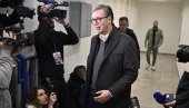 РЕЗУЛТАТИ ЋЕ БИТИ БОЉИ НЕГО ШТО СУ БИЛЕ ПРОЦЕНЕ Прва Вучићева изјава после избора РЕЗУЛТАТИ ЋЕ БИТИ БОЉИ НЕГО ШТО СУ БИЛЕ ПРОЦЕНЕ Прва Вучићева изјава после избора
