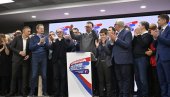 OGLASIO SE VUČIĆ NAKON UBEDLJIVE POBEDE, GRAĐANIMA PORUČIO: LJudi su naša snaga, Srbija ne sme da stane! (VIDEO)