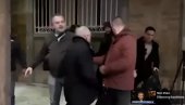 NASILJE DEMONSTRANATA PRED RIKOM: Napali direktora Republičkog zavoda za statistiku (VIDEO)