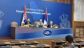 PROTESTI SU PREŠLI U NASILJE: Vanredna konferencija Republičke izborne komisije (RIK)