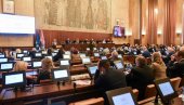 SIGURNA SAMO KOALICIJA NAPREDNJAKA I MAĐARA: U novom parlamentu Vojvodine sedeće poslanici iz šest od 13 političkih grupacija
