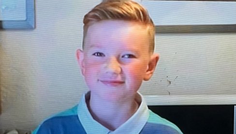 VRATIO SE KUĆI POSLE ŠEST GODINA: Neverovatna sudbina nestalog britanskog adolescenta slučajno pronađenog u Francuskoj VRATIO SE KUĆI POSLE ŠEST GODINA: Neverovatna sudbina nestalog britanskog adolescenta slučajno pronađenog u Francuskoj