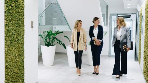 ПРВА ДОМАЋА КОМПАНИЈА СА ПРЕСТИЖНИМ ПРИЗНАЊЕМ: Mozzart добитник Top Employer цертификата ПРВА ДОМАЋА КОМПАНИЈА СА ПРЕСТИЖНИМ ПРИЗНАЊЕМ: Mozzart добитник Top Employer цертификата