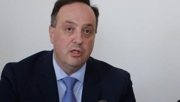 ДЕБЕВЕЦ КРИО МОБИЛНИ У ДОЊЕМ ВЕШУ: Суспендован са позиције председника Суда БиХ ДЕБЕВЕЦ КРИО МОБИЛНИ У ДОЊЕМ ВЕШУ: Суспендован са позиције председника Суда БиХ