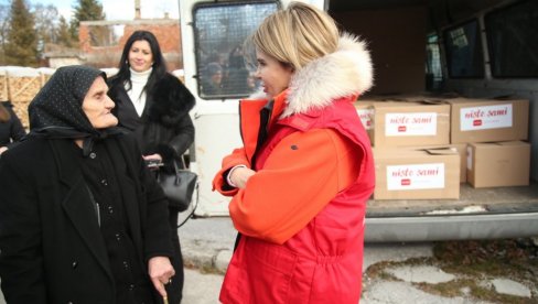REKORDERI PO DRUŠTVENO ODGOVORNOM ĐELOVANJU: Odgovornost prema zajednici – temelj poslovanja kompanije m:tel REKORDERI PO DRUŠTVENO ODGOVORNOM ĐELOVANJU: Odgovornost prema zajednici – temelj poslovanja kompanije m:tel